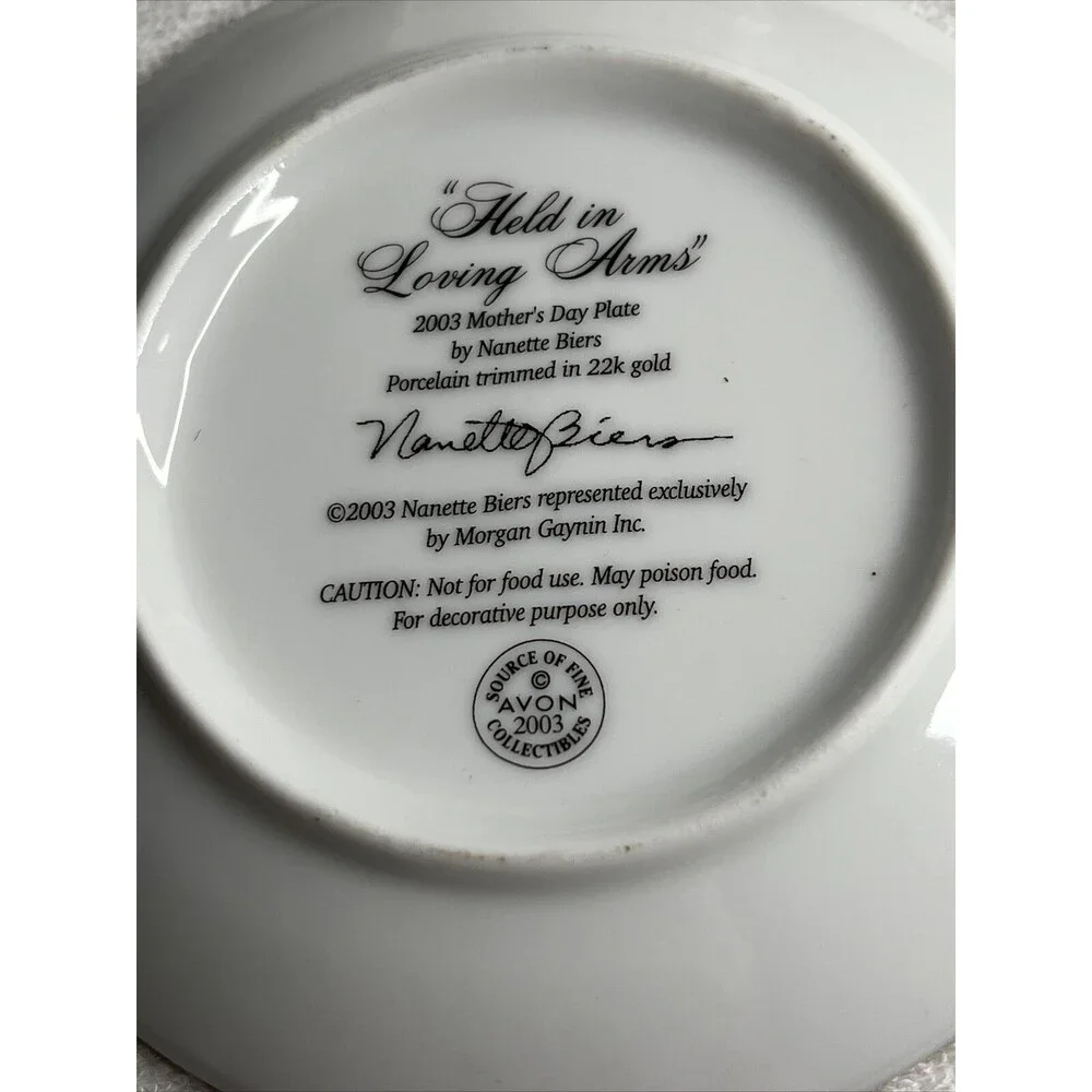 2003 Mother's Day 5” New Porcelain Plate 22k Gold Trim Held in Loving Arms Avo